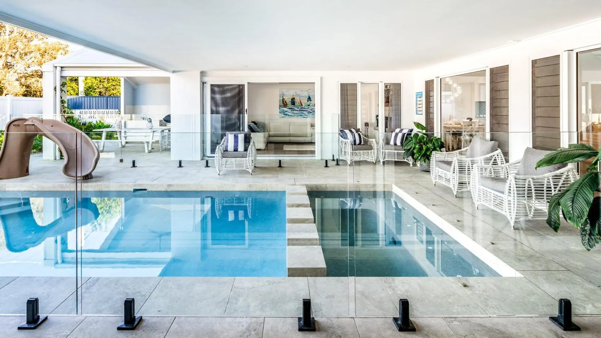 Golden Beach Ultimate Family Getaway - Pool & Spa Golden Beach